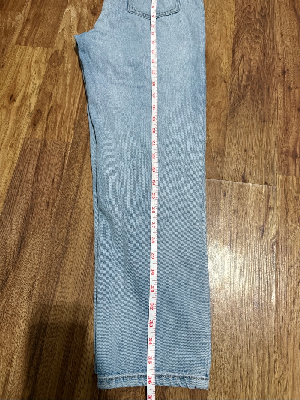 Light Wash High-Rise Straight Jeans - Picture 9 of 9